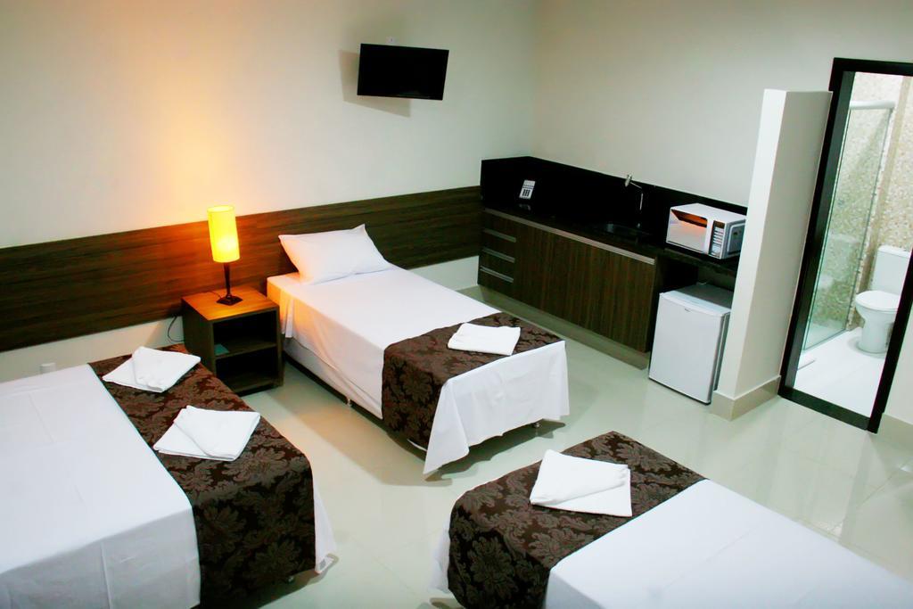 Hotel Belugi Goiânia Zimmer foto